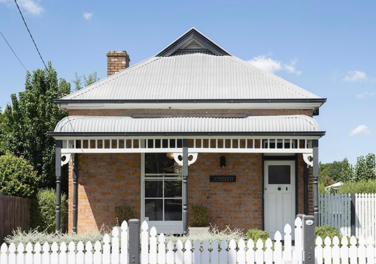 Prince Street Cottage - 1890'S Edwardian Gem Orange Exterior photo